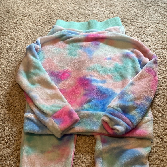 Girls Pajama set - Picture 3 of 3